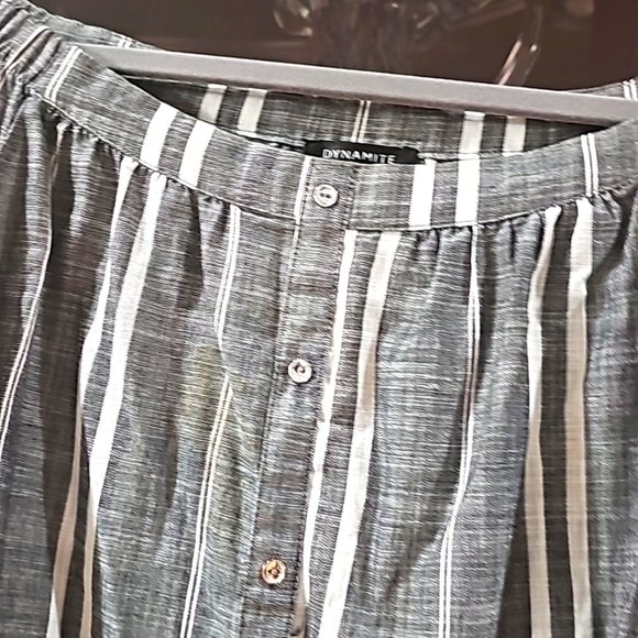 Dynamite Off The Shoulders Top Gray/white stripes size xs - Picture 2 of 10